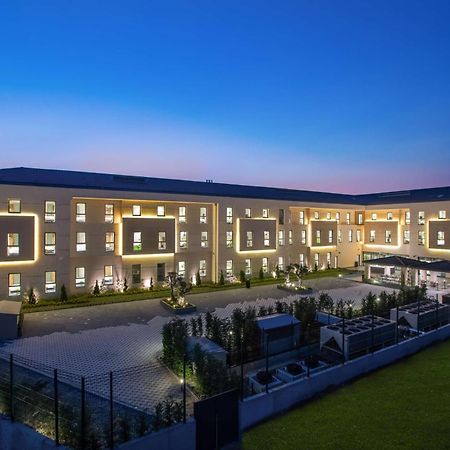 Hampton By Hilton Istanbul Zeytinburnu Hotel Exterior photo