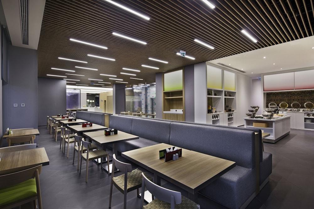 Hampton By Hilton Istanbul Zeytinburnu Hotel Exterior photo
